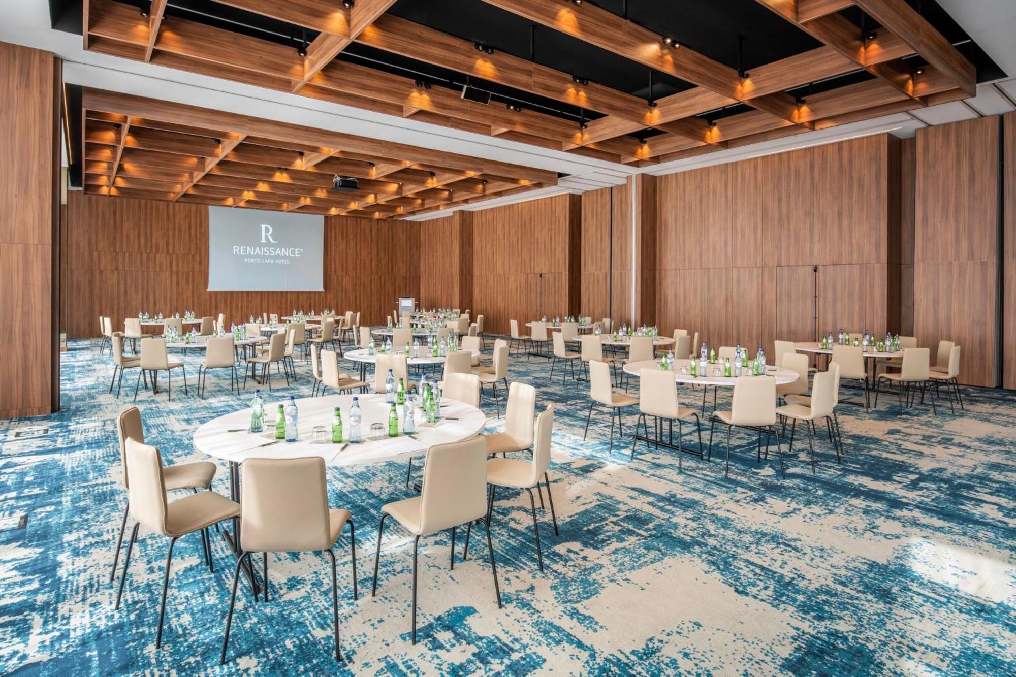 Renaissance Porto Lapa Hotel Exteriör bild Meeting room